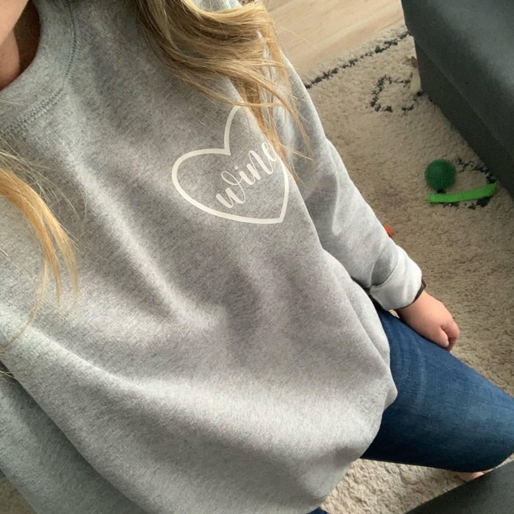 Gildan - “Wine” Crewneck